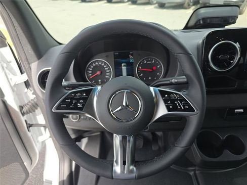 New 2026 Mercedes-Benz Sprinter 2500 image 24