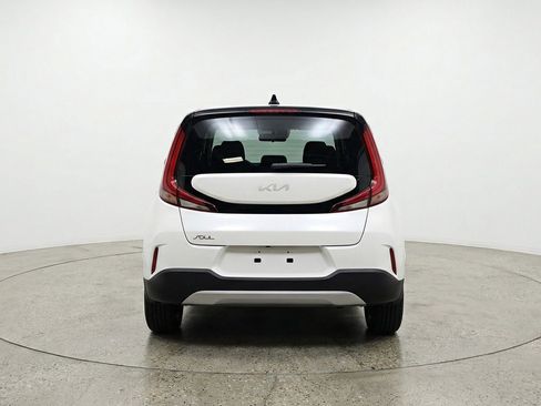 Used 2025 Kia Soul LX w/ LX Technology Package image 7