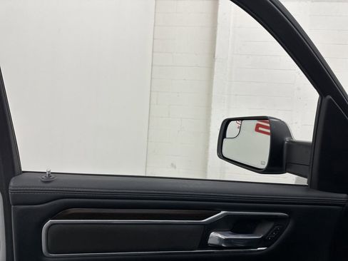 Used 2022 RAM 1500 Laramie image 28