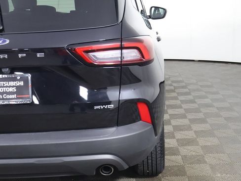 Used 2025 Ford Escape ST-Line AWD/4WD image 14