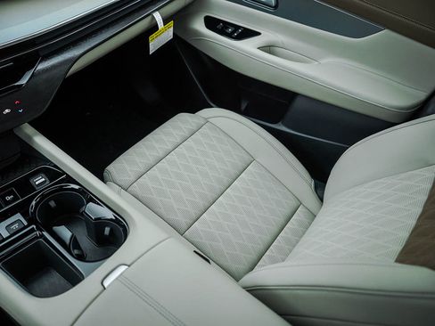 New 2026 Nissan Murano Platinum w/ Cargo Package image 26