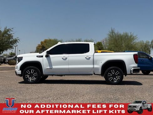 Used 2024 GMC Sierra 1500 AT4 w/ Technology Package AWD/4WD image 12