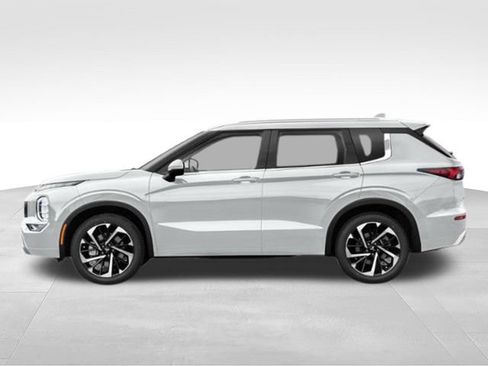 Used 2024 Mitsubishi Outlander SEL FWD image 22