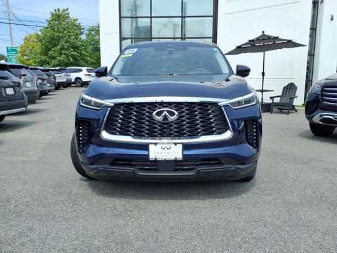 Certified 2025 INFINITI QX60 Pure w/ Cargo Package AWD/4WD image 2