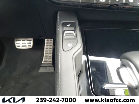 Certified 2024 Kia Telluride SX Prestige AWD/4WD image 24