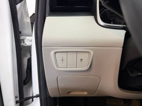 Certified 2023 Hyundai Tucson SE image 17