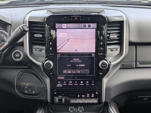 New 2026 RAM 2500 Big Horn AWD/4WD image 18