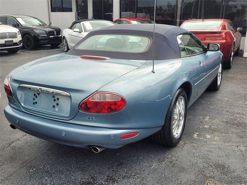 Used 2002 Jaguar XK8 Convertible image 17
