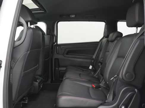 Used 2023 Honda Odyssey Sport image 20