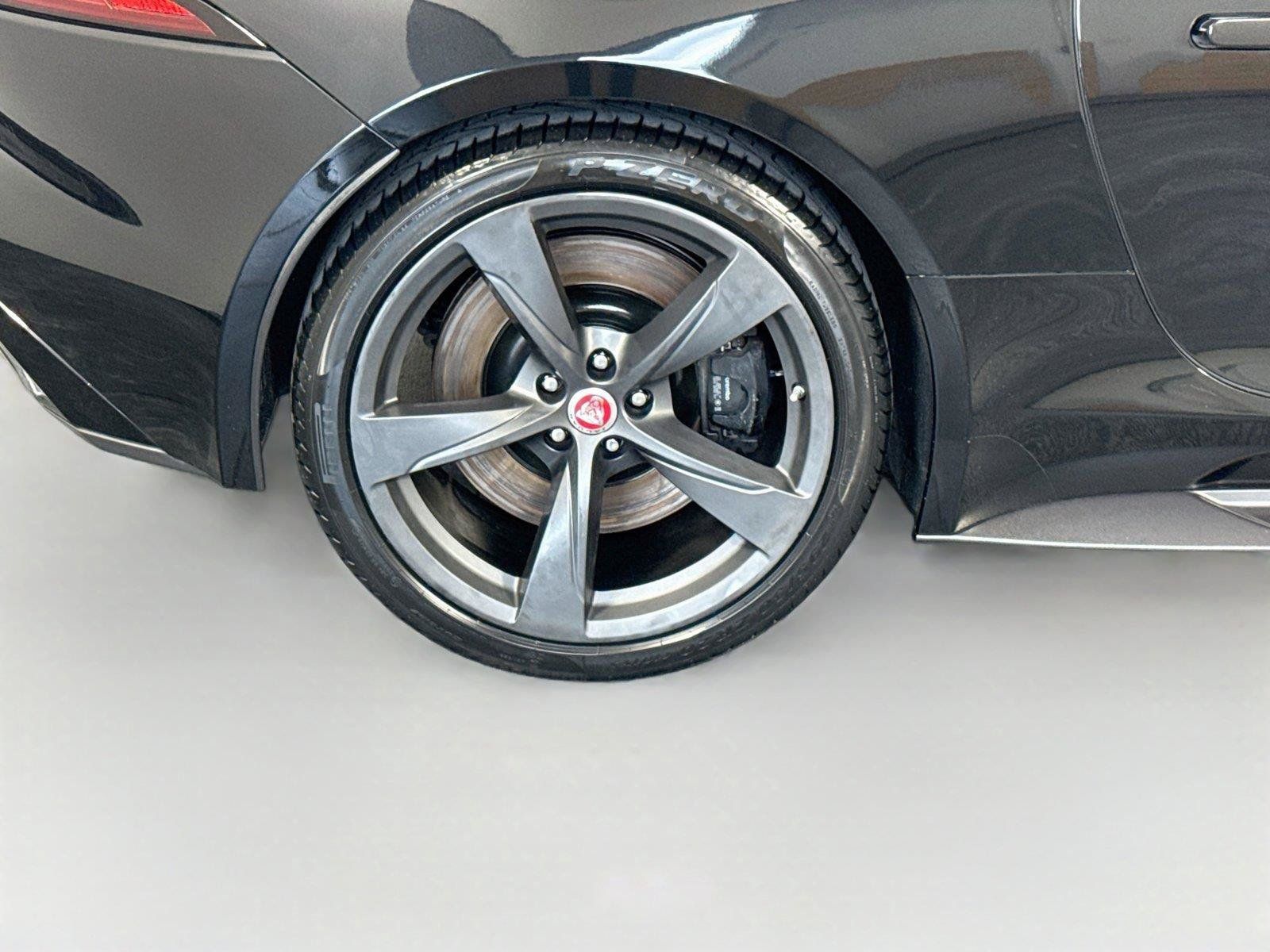 Used 2018 Jaguar F-TYPE 400 Sport RWD image 37