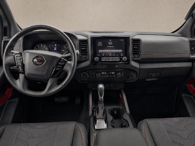 Used 2024 Nissan Frontier PRO-4X w/ Technology Package AWD/4WD image 12