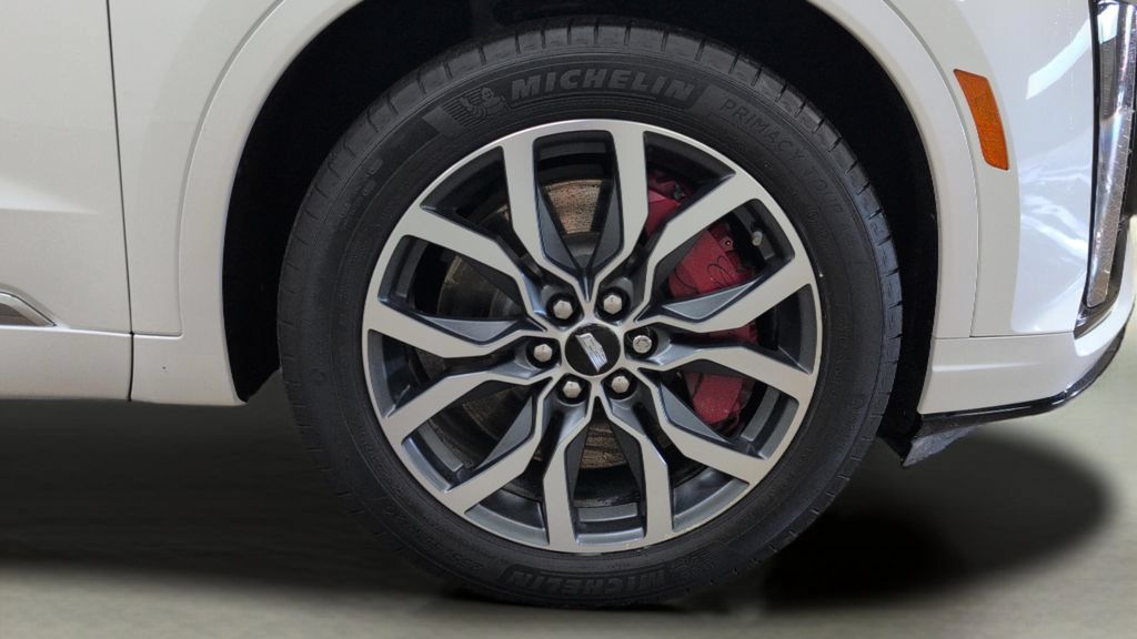 Used 2023 Cadillac XT6 Sport AWD/4WD image 32