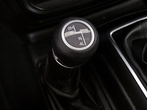 Used 2021 Jeep Gladiator Sport image 26