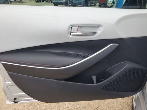 Used 2024 Toyota Corolla SE image 18