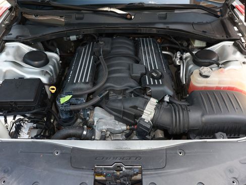 Used 2019 Dodge Charger GT w/ Blacktop Package RWD image 50
