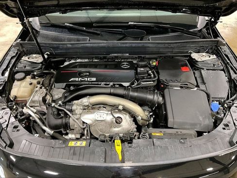 Used 2022 Mercedes-Benz GLB 35 AMG 4MATIC image 30