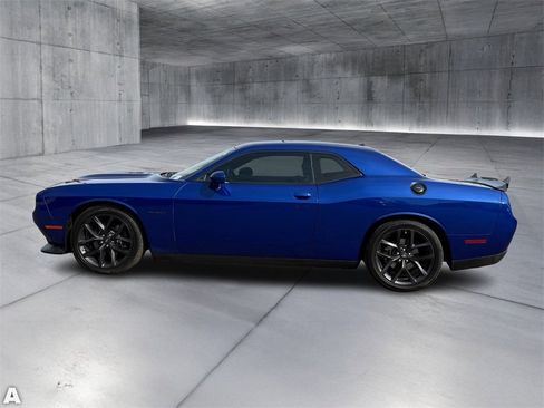 Used 2020 Dodge Challenger R/T w/ Blacktop Package image 3