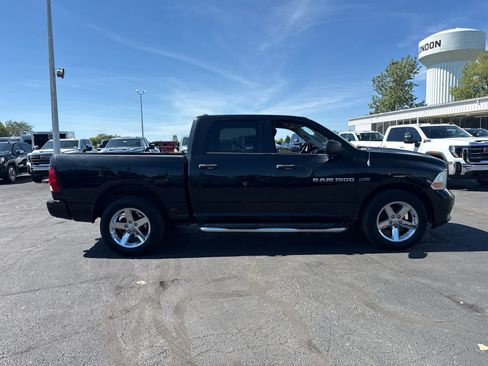 Used 2012 RAM 1500 Express w/ ST Popular Equipment Group AWD/4WD image 6