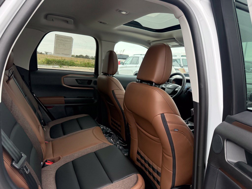 New 2026 Ford Bronco Sport Outer Banks w/ Outer Banks Tech Package+ AWD/4WD image 30