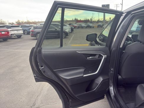 Used 2021 Toyota RAV4 XLE w/ XLE Grade Weather Package image 13
