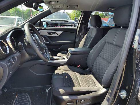 Used 2022 Chevrolet Blazer LT AWD/4WD image 9