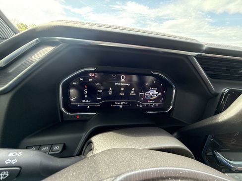 Certified 2024 GMC Sierra 3500 Denali Ultimate AWD/4WD image 18