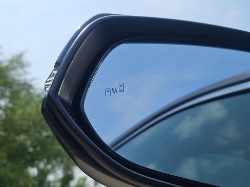 Used 2023 Toyota RAV4 XLE Premium AWD/4WD image 26