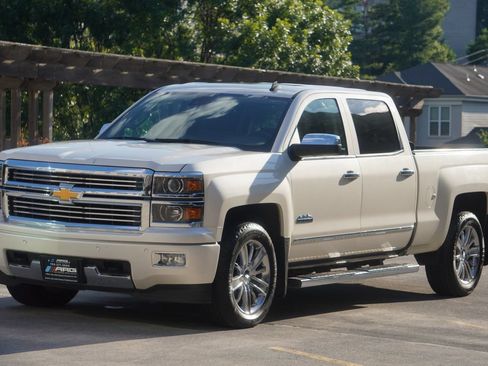 Used 2014 Chevrolet Silverado 1500 High Country w/ High Country Premium Package AWD/4WD image 5