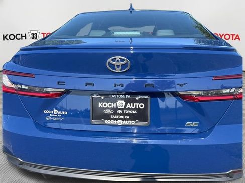 Used 2025 Toyota Camry SE w/ Multimedia Upgrade Package FWD image 17