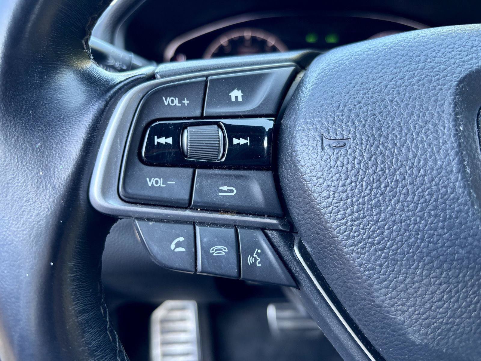 Used 2020 Honda Accord Sport image 29