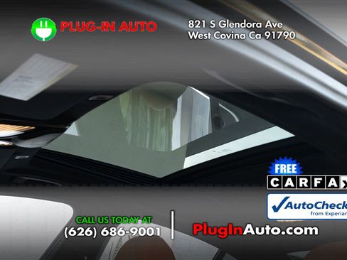 Used 2023 BMW 530i xDrive w/ Convenience Package image 9