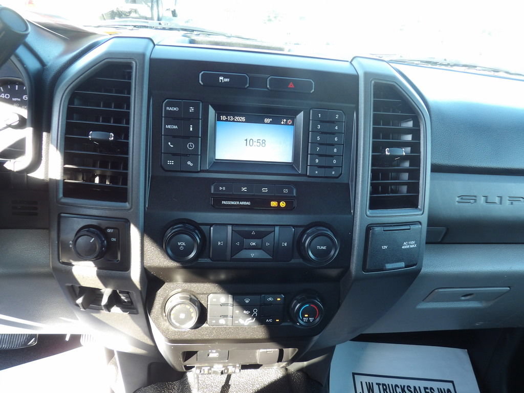 Used 2020 Ford F350 XL w/ Power Equipment Group RWD image 22