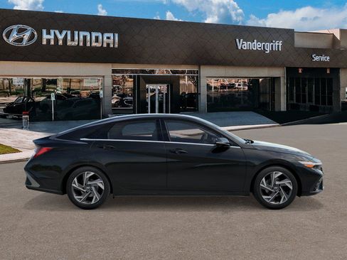 New 2026 Hyundai Elantra Limited w/ Cargo Package image 7