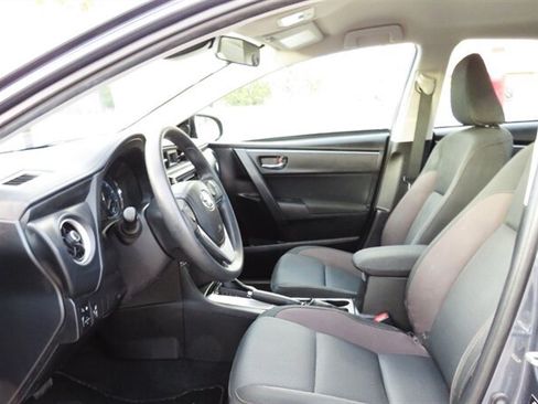 Used 2019 Toyota Corolla LE FWD image 13
