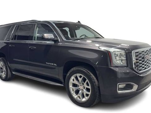 Used 2016 GMC Yukon XL SLT w/ Open Road Package image 7