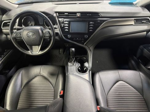 Used 2018 Toyota Camry SE image 13