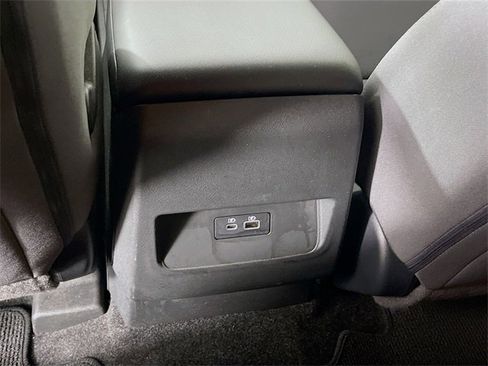 Used 2022 Nissan Frontier SV image 24