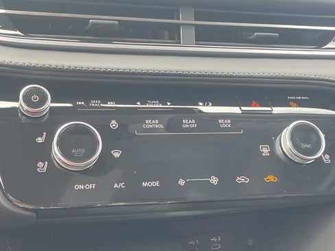 Certified 2026 INFINITI QX60 Luxe w/ Cargo Package image 20