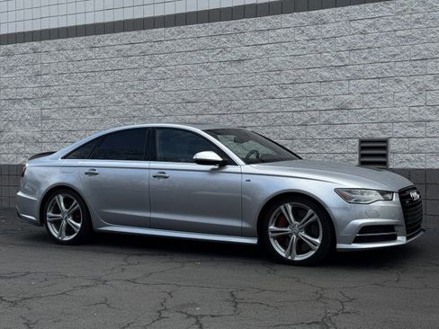 Used 2018 Audi S6 Prestige w/ Prestige Package image 16