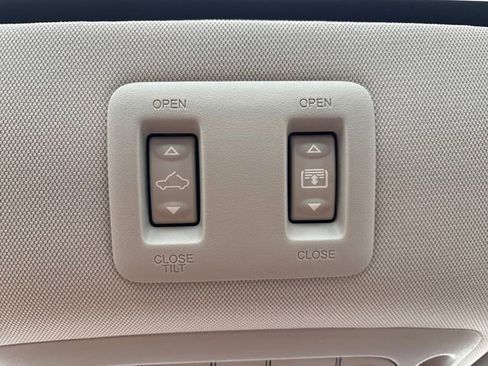 Used 2022 Nissan Murano SV image 15