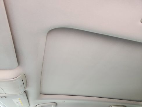 Used 2018 Cadillac XT5 Premium Luxury image 37