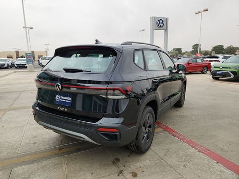 New 2026 Volkswagen Taos S image 7