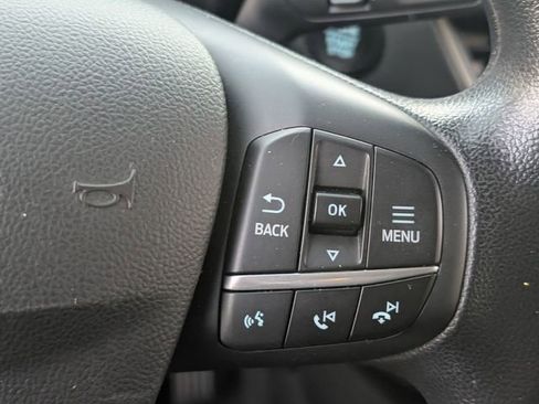 Used 2020 Ford Escape SE image 25