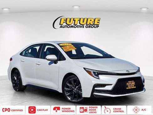 Certified 2024 Toyota Corolla SE FWD image 1