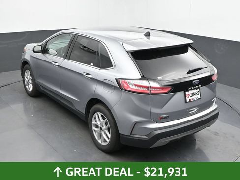 Used 2024 Ford Edge SEL AWD/4WD image 45