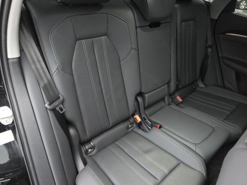 New 2025 Audi Q5 Premium Plus image 18