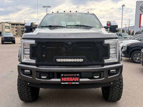 Used 2018 Ford F250 Platinum w/ Platinum Ultimate Package AWD/4WD image 8