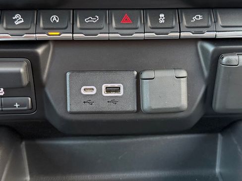 Used 2019 GMC Sierra 1500 SLT w/ SLT Convenience Package image 16