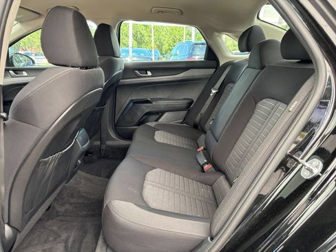 Used 2025 Kia K5 LXS FWD image 39