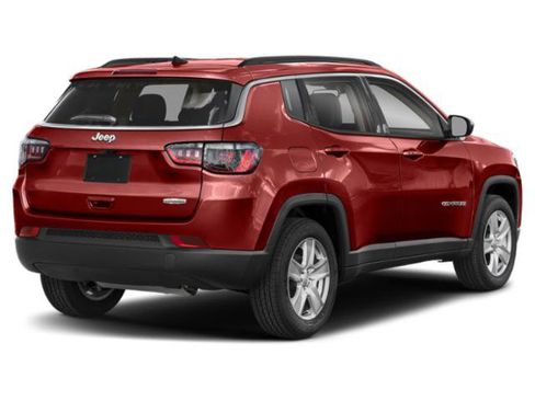 Certified 2022 Jeep Compass Limited AWD/4WD image 3